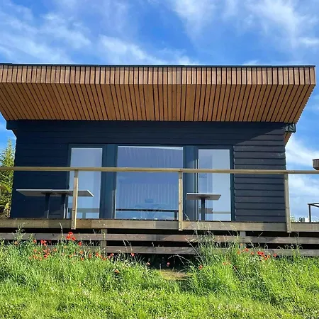 Cozy Tiny House In Nature - D